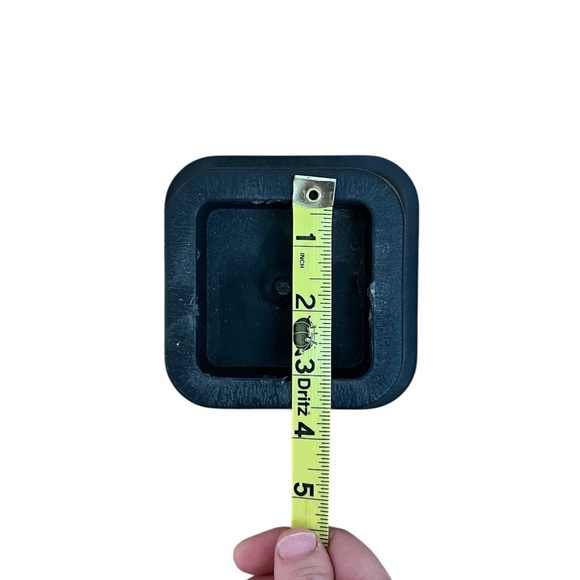 Bed risers - Picture 3 of 4